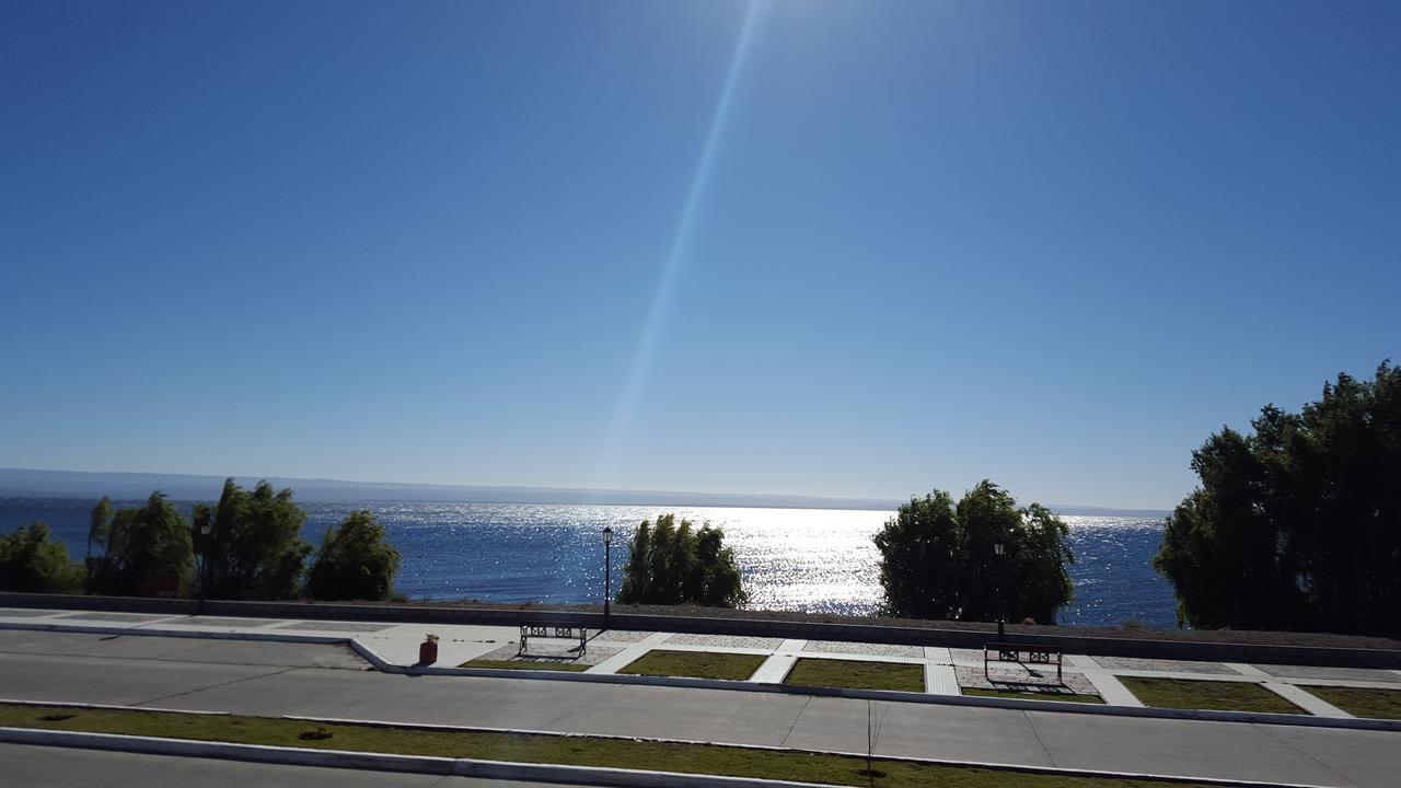 Hotel Mora Los Antiguos Exteriör bild