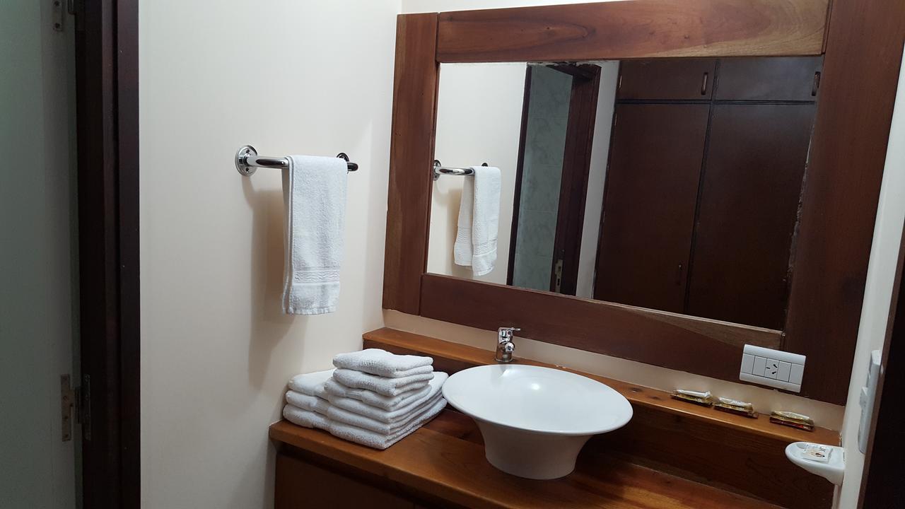 Hotel Mora Los Antiguos Exteriör bild