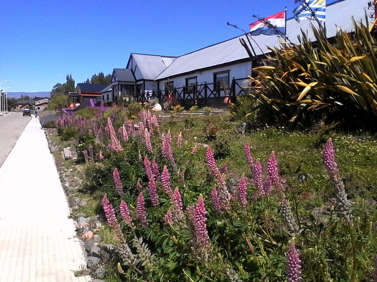 Hotel Mora Los Antiguos Exteriör bild