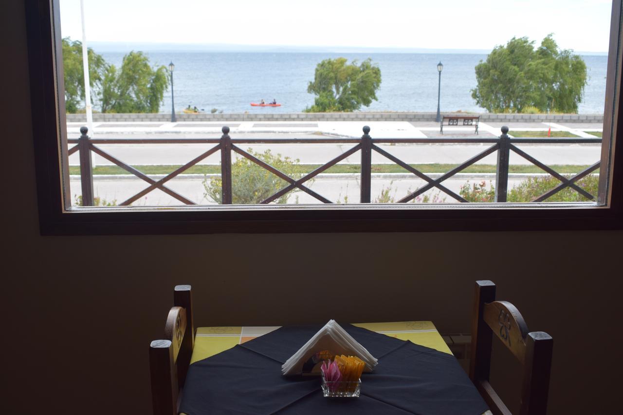 Hotel Mora Los Antiguos Exteriör bild