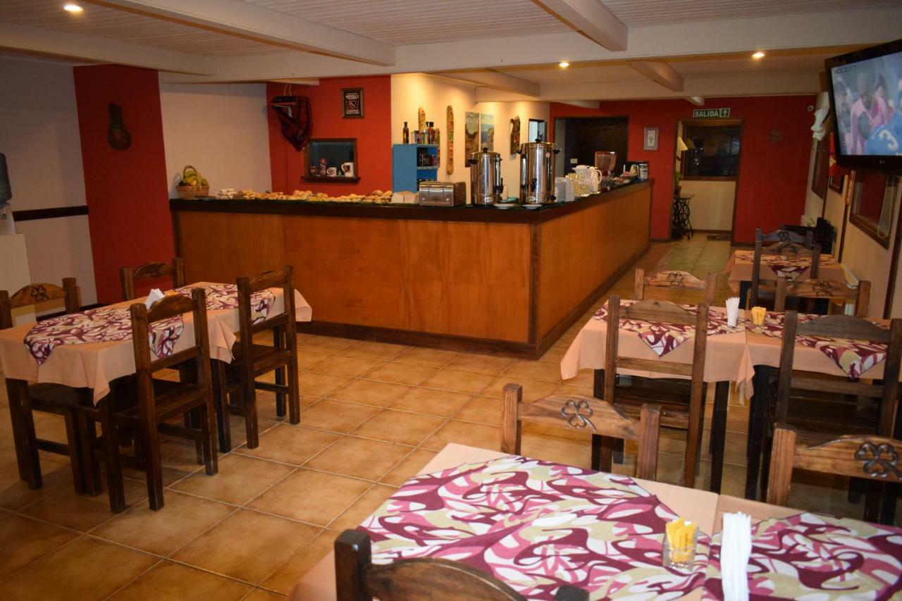 Hotel Mora Los Antiguos Exteriör bild